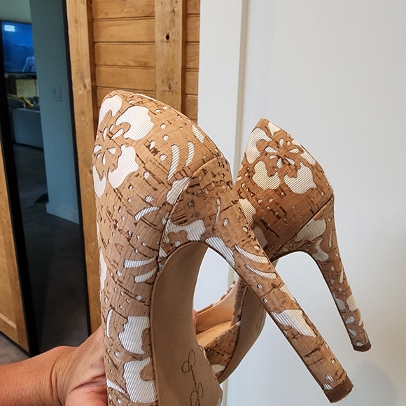 Jessica Simpson stilettos - Picture 4 of 5